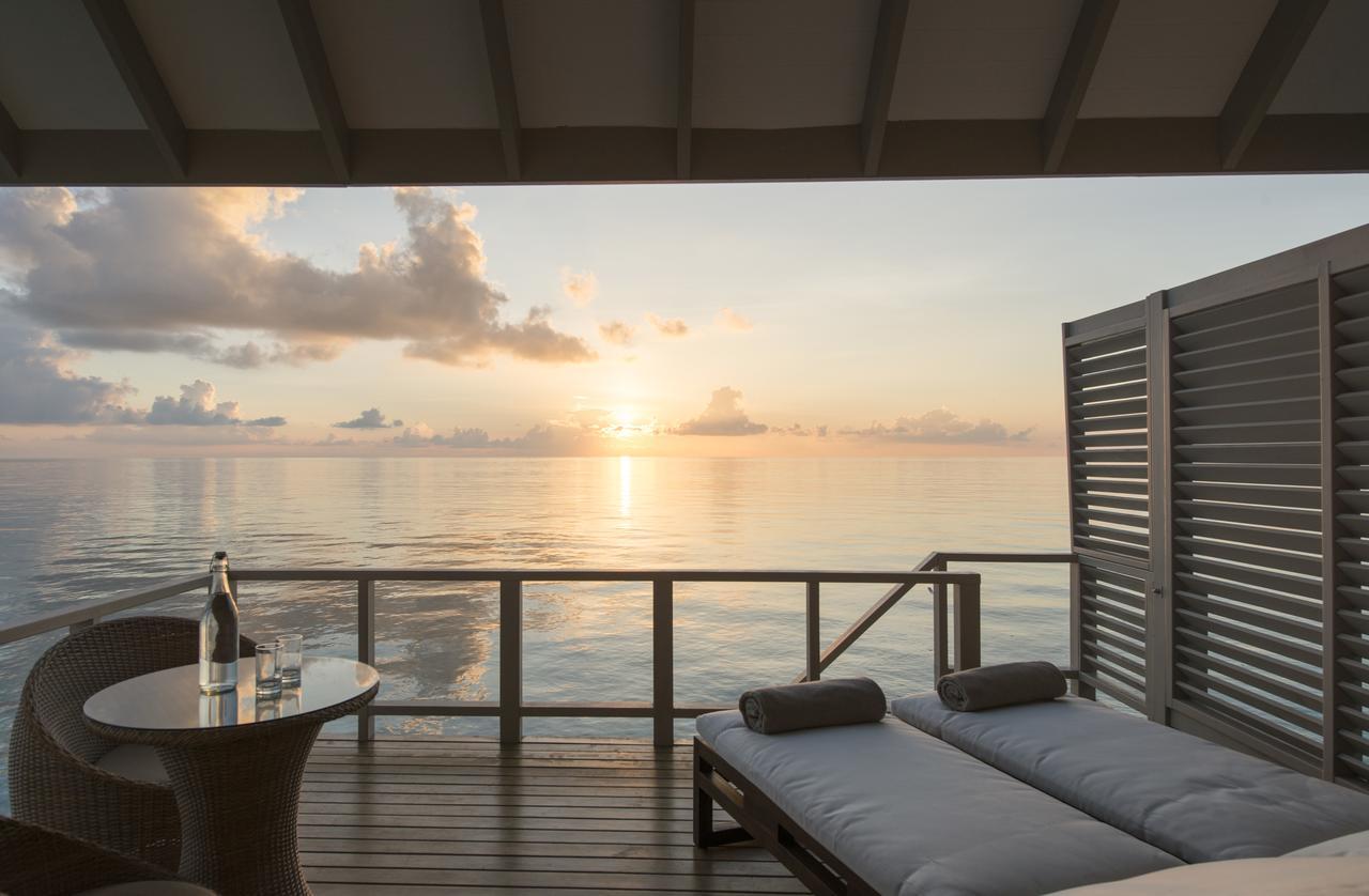 Summer Island Maldives Resort Reethi Rah Exterior photo